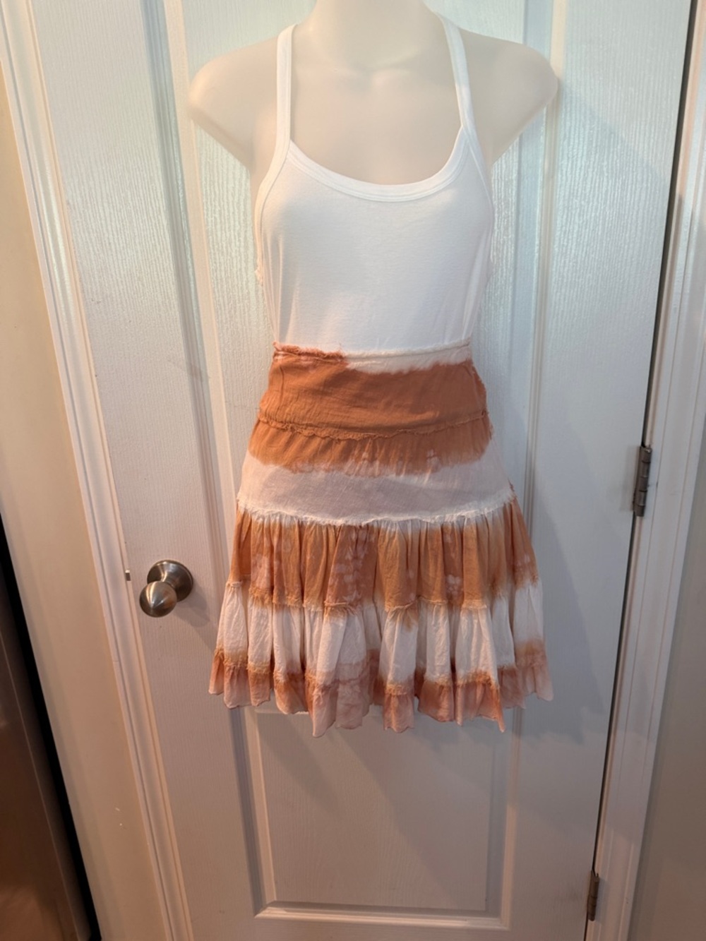 🧡VTG Arden B RAW EDGE HEM TIE DYE APRICOT/PEACH SKIRT

🧡SIZE LARGE